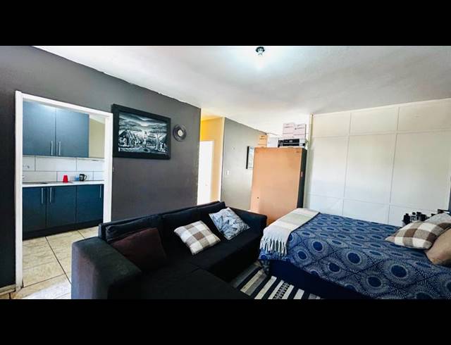 1 BEDROOM APARTMENT FOR SALE IN PRETORIA CENTRAL